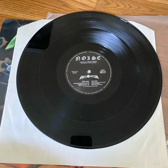Helloween self titled vinyl - Picture 4 of 4